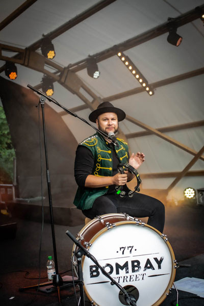 77 Bombay Street / Support: Joya Marleen &middot; Mühle Hunziken