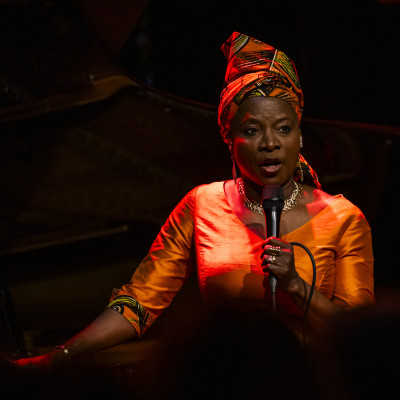 Angélique Kidjo &middot; Mühle Hunziken