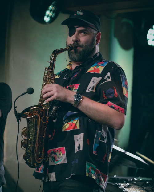 Churchhill – Plattentaufe / Special Guests: La Nefera & elliots &middot; Mühle Hunziken