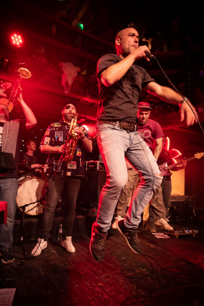 Churchhill – Plattentaufe / Special Guests: La Nefera & elliots &middot; Mühle Hunziken