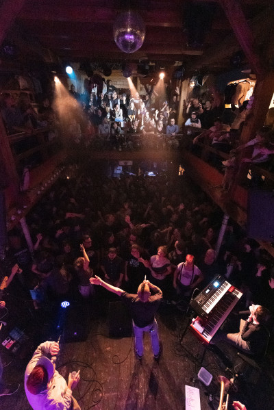 Churchhill – Plattentaufe / Special Guests: La Nefera & elliots &middot; Mühle Hunziken