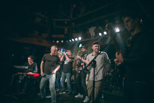Churchhill – Plattentaufe / Special Guests: La Nefera & elliots &middot; Mühle Hunziken