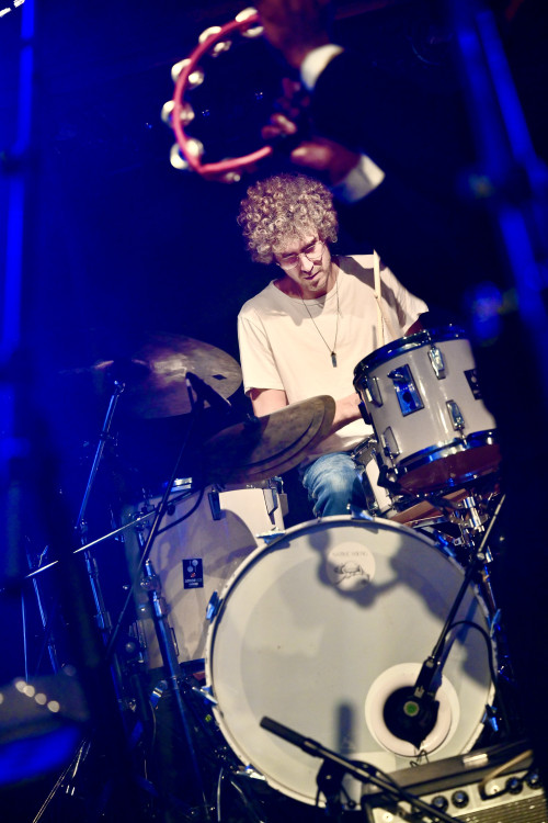 Curtis Harding / Support: Zoey &middot; Mühle Hunziken