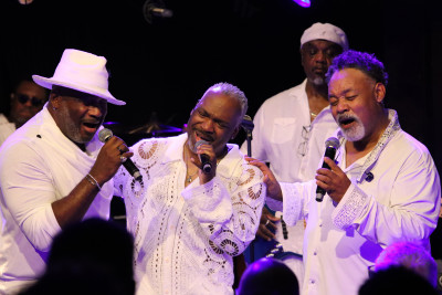 Earth, Wind & Fire Experience &middot; Mühle Hunziken