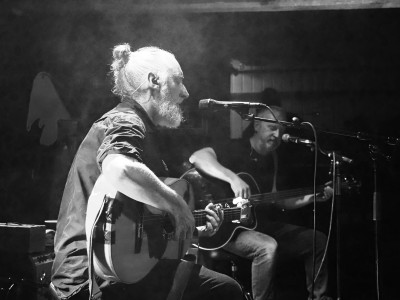 Fink / Support: Claire Days &middot; Mühle Hunziken