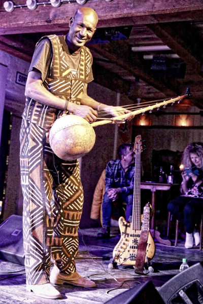 Habib Koité & Bamada &middot; Mühle Hunziken