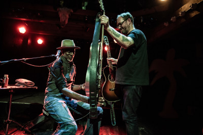 Keb' Mo' / Support: Flo Bauer &middot; Mühle Hunziken