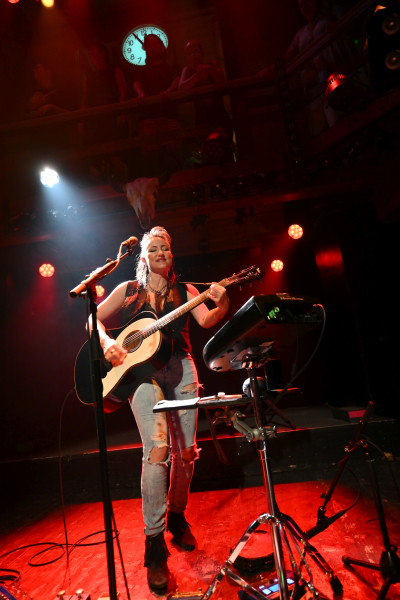 KT Tunstall / Support: Eva Leandra &middot; Mühle Hunziken