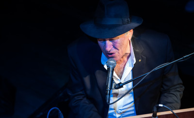 Mimmo Locasciulli mit Andi Hug, Woody Woodtli & weiteren Musikern &middot; Mühle Hunziken