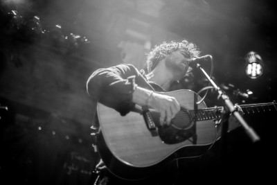 Nick Mulvey / Support: Harrison Storm &middot; Mühle Hunziken