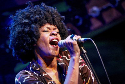 Nikki Hill &middot; Mühle Hunziken