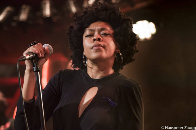 Nikki Hill &middot; Mühle Hunziken