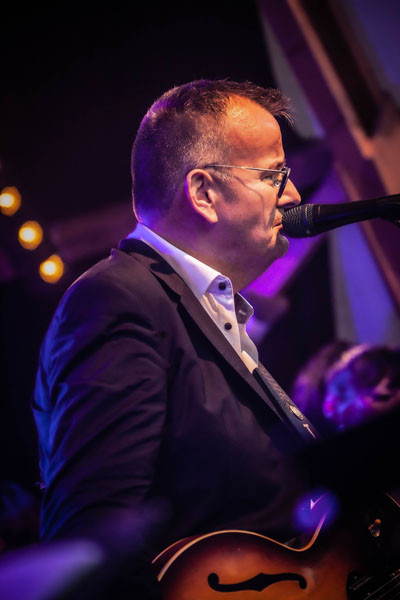Philipp Fankhauser / Special Guest: Lucky Wüthrich &middot; Mühle Hunziken