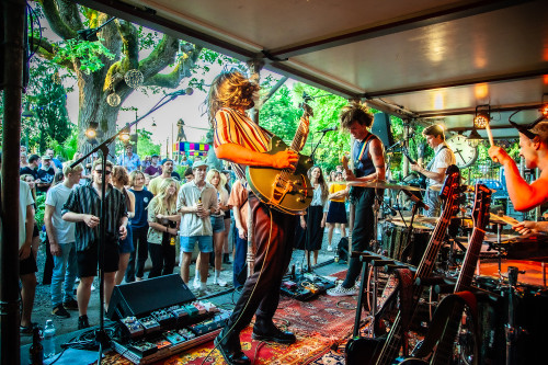 Rooftop Sailors / Support: Gary Twins &middot; Mühle Hunziken
