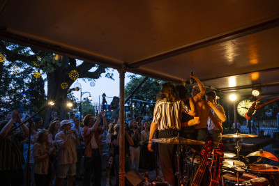 Rooftop Sailors / Support: Gary Twins &middot; Mühle Hunziken