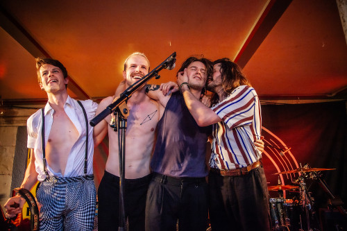 Rooftop Sailors / Support: Gary Twins &middot; Mühle Hunziken