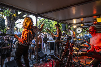 Rooftop Sailors / Support: Gary Twins &middot; Mühle Hunziken