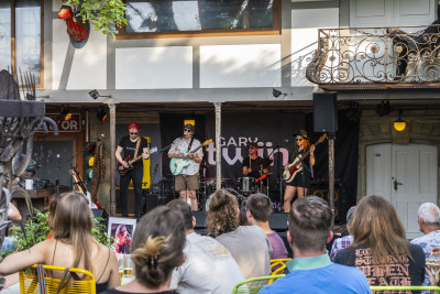 Rooftop Sailors / Support: Gary Twins &middot; Mühle Hunziken