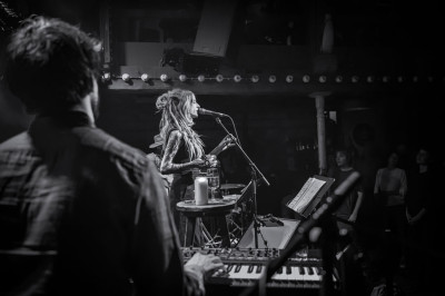 Sarah Lesch / Support: Oli Kehrli & Band &middot; Mühle Hunziken