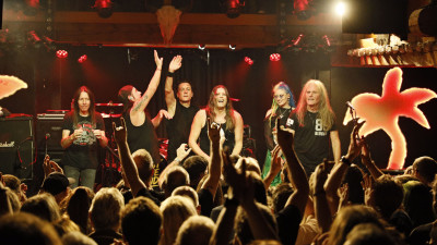 Shakra / Support: Eric St. Michaels &middot; Mühle Hunziken