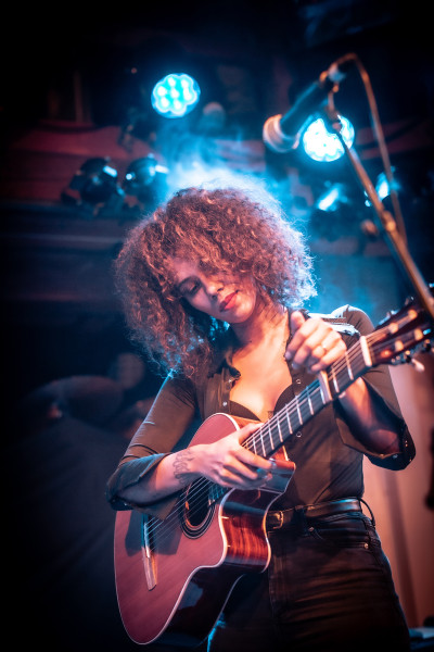 The Darkness / Support: Désirée Mishoe &middot; Mühle Hunziken