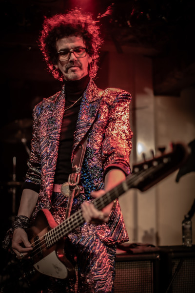 The Darkness / Support: Désirée Mishoe &middot; Mühle Hunziken