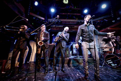 The James Brown Tribute Show / Support: Liam Maye &middot; Mühle Hunziken