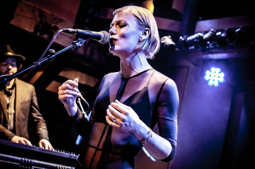 Trixie Whitley &middot; Mühle Hunziken