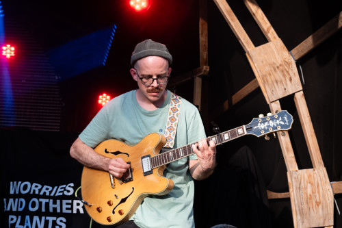 Cari Cari Openair / Support: Worries And Other Plants &middot; Mühle Hunziken