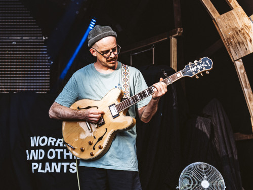 Cari Cari Openair / Support: Worries And Other Plants &middot; Mühle Hunziken