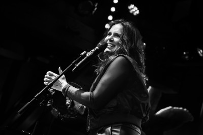 Caroline Chevin feat. Rose Ann Dimalanta &middot; Mühle Hunziken