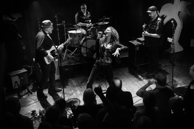 Dana Fuchs &middot; Mühle Hunziken