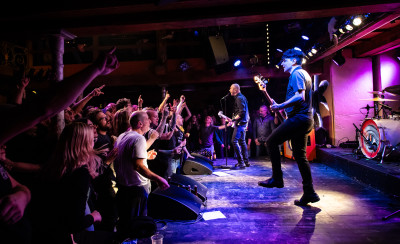 Danko Jones / Support: Seraina Telli &middot; Mühle Hunziken