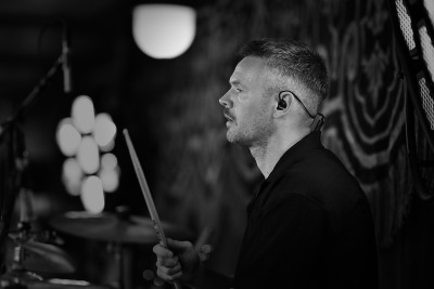 Darren Kiely / Support: Annika Strand &middot; Mühle Hunziken