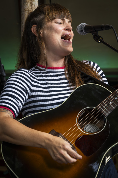 Darren Kiely / Support: Annika Strand &middot; Mühle Hunziken