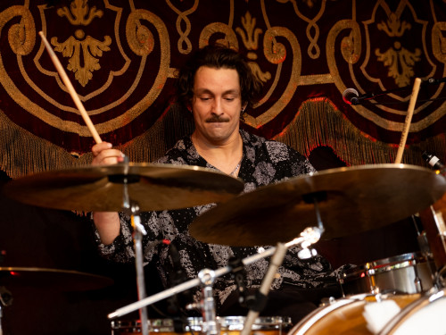 Dirty Sound Magnet &middot; Mühle Hunziken