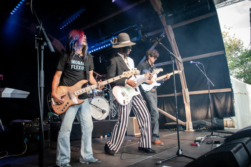 Fantastic Negrito Openair / Support: Pharago &middot; Mühle Hunziken