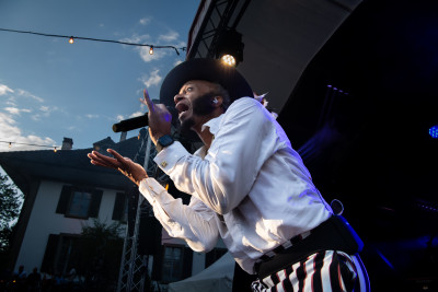Fantastic Negrito Openair / Support: Pharago &middot; Mühle Hunziken