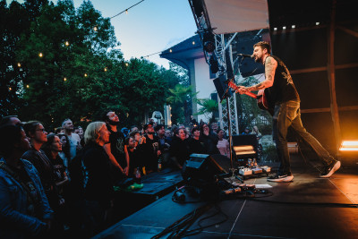 Frank Turner Openair / Support: Katacombs &middot; Mühle Hunziken