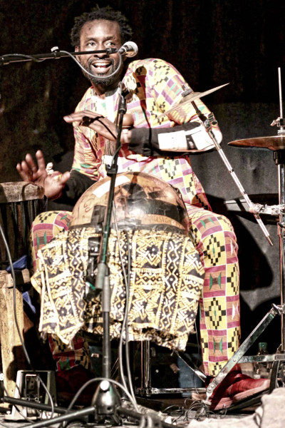 Habib Koité & Bamada &middot; Mühle Hunziken