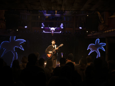 Hazlett / Support: Ashley Singh &middot; Mühle Hunziken