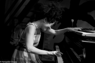 Hiromi feat. Jimmy Johnson & Simon Phillips &middot; Mühle Hunziken