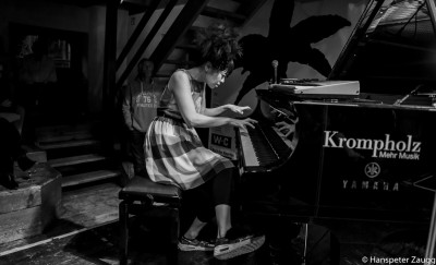 Hiromi feat. Jimmy Johnson & Simon Phillips &middot; Mühle Hunziken