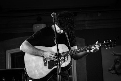 Jack Botts / Support: Ben Camden &middot; Mühle Hunziken