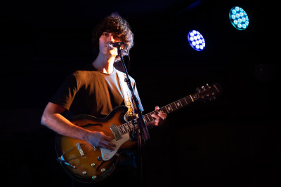 Jack Botts / Support: Ben Camden &middot; Mühle Hunziken