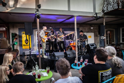 JJ’s Hausband feat. Bärni Häberlin (GMF) &middot; Mühle Hunziken
