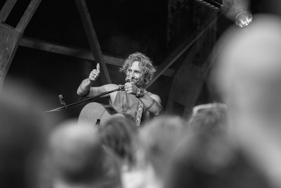 John Butler Openair / Support: Kim Churchill &middot; Mühle Hunziken