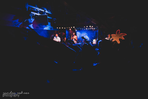 Kings Elliot / Support: Jamila & Mimi Greene &middot; Mühle Hunziken