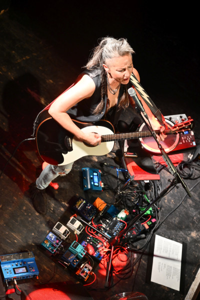 KT Tunstall / Support: Eva Leandra &middot; Mühle Hunziken