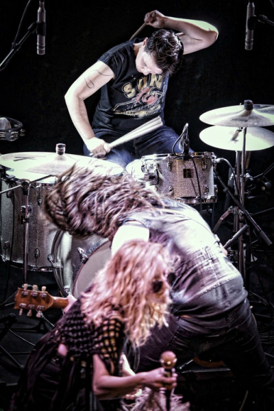 Layla Zoe & Jane Lee Hooker &middot; Mühle Hunziken